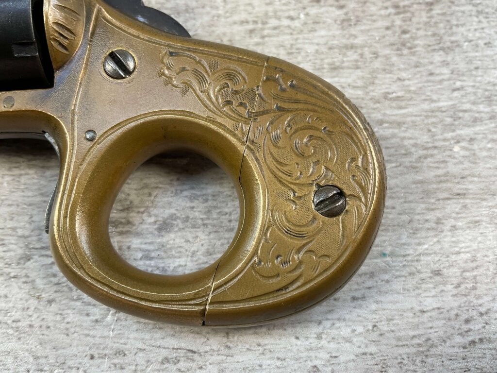 JAMES REID "MY FRIEND" KNUCKLE DUSTER .22 CAL REVOLVER, JAMES EARL JONES COLLECTION, ANTIQUE #5-10906