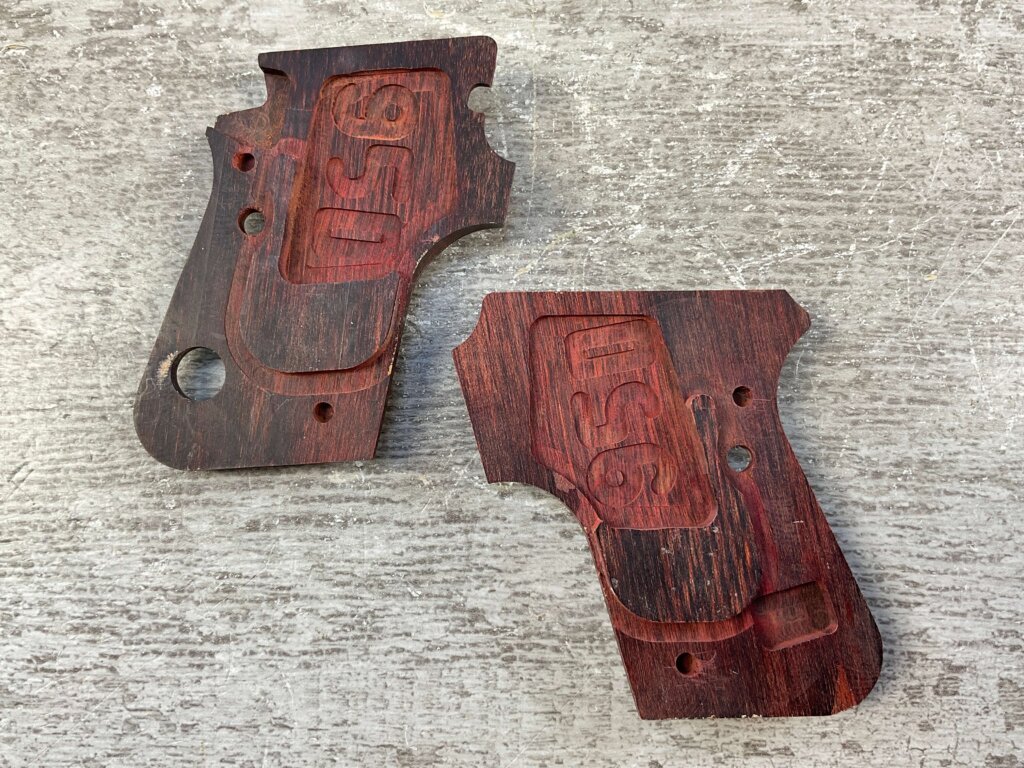 AJAX CUSTOM GRIPS BERETTA M950 .25/.22S CAL., CHERRY COLORED GRIPS #5-11604