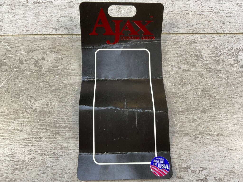 AJAX CUSTOM GRIPS 22 S&W "J" FRAME, ROUND BUTT, IVORY POLYMER COLORED GRIPS #5-11607