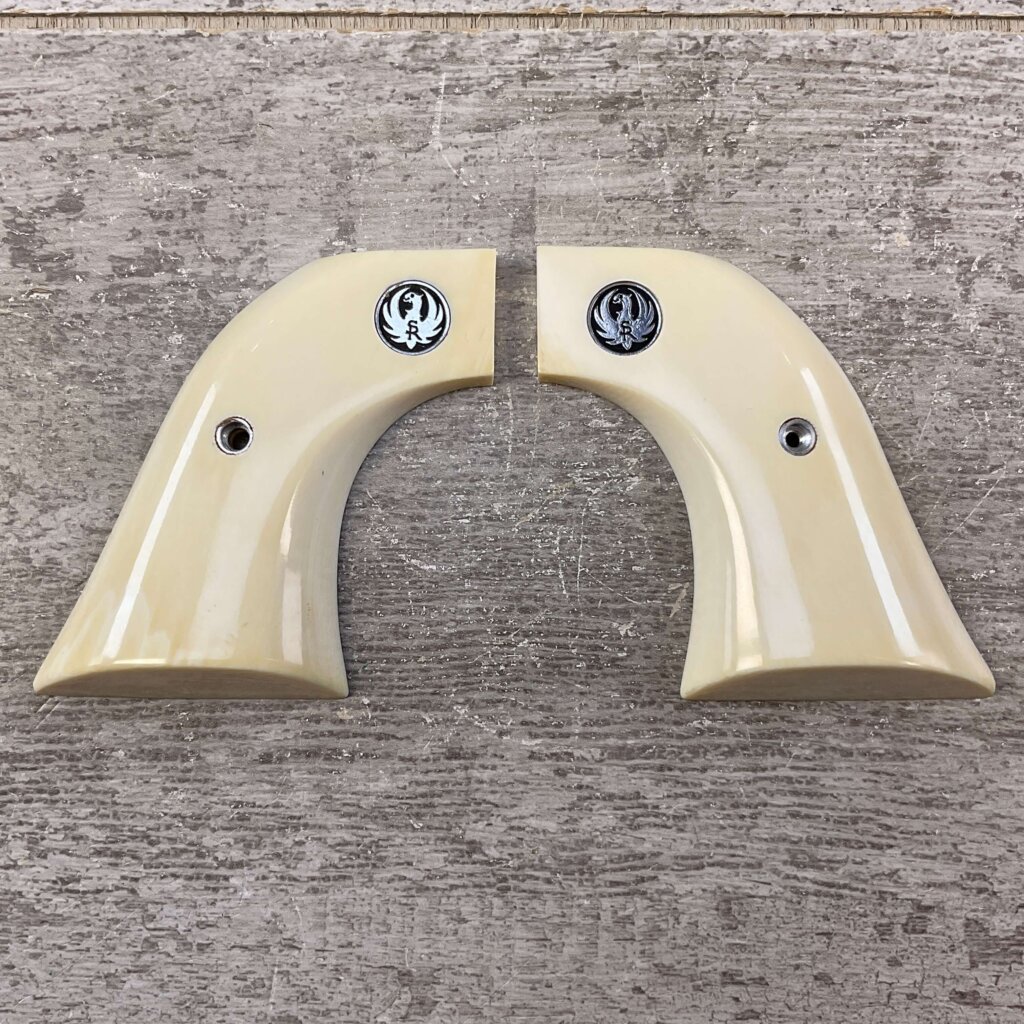 RUGER VAQUERO REAL IVORY GRIPS #5-11609