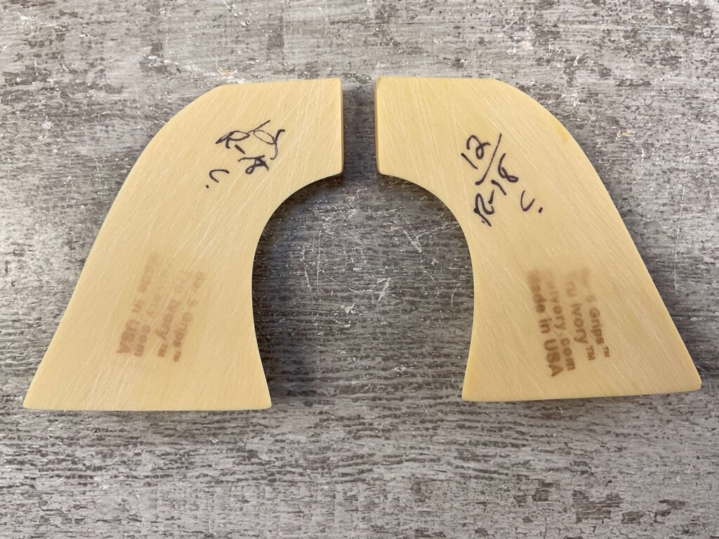 BAR S GRIPS (TRU IVORY) COLT S A ARMY, REAL IVORY GRIPS #5-11612