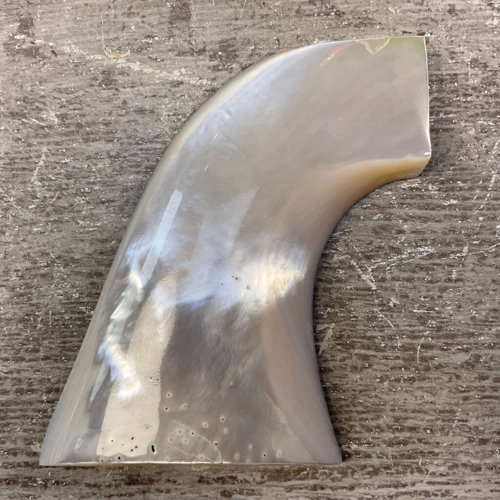 EAGLE GRIPS COLT S A ARMY, REAL PEARL RIGHT-SIDE GRIP #5-11613