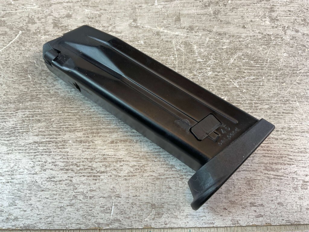 HK USP45 10 ROUND OEM MAGAZINE W/ FINGER REST #5-11712-PF