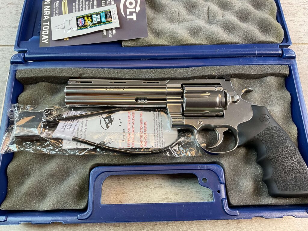 COLT ANACONDA .44 MAGNUM REVOLVER, LIKE NEW #6-01610-PF