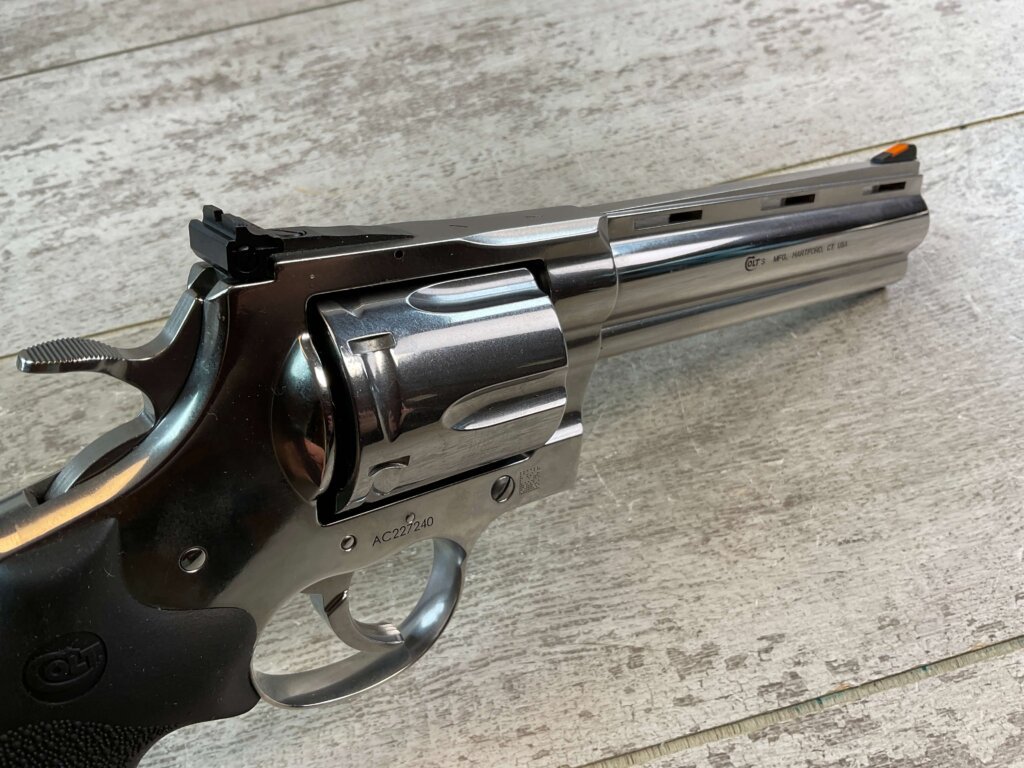 COLT ANACONDA .44 MAGNUM REVOLVER, LIKE NEW #6-01610-PF