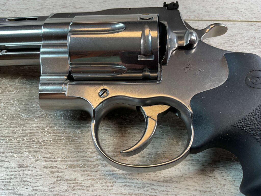 COLT ANACONDA .44 MAGNUM REVOLVER, LIKE NEW #6-01610-PF