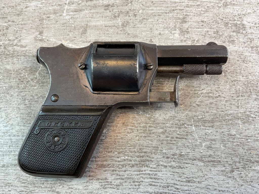 DECKER 1912 6.35MM REVOLVER, JAMES EARL JONES COLLECTION, RARE #5-10915-PF