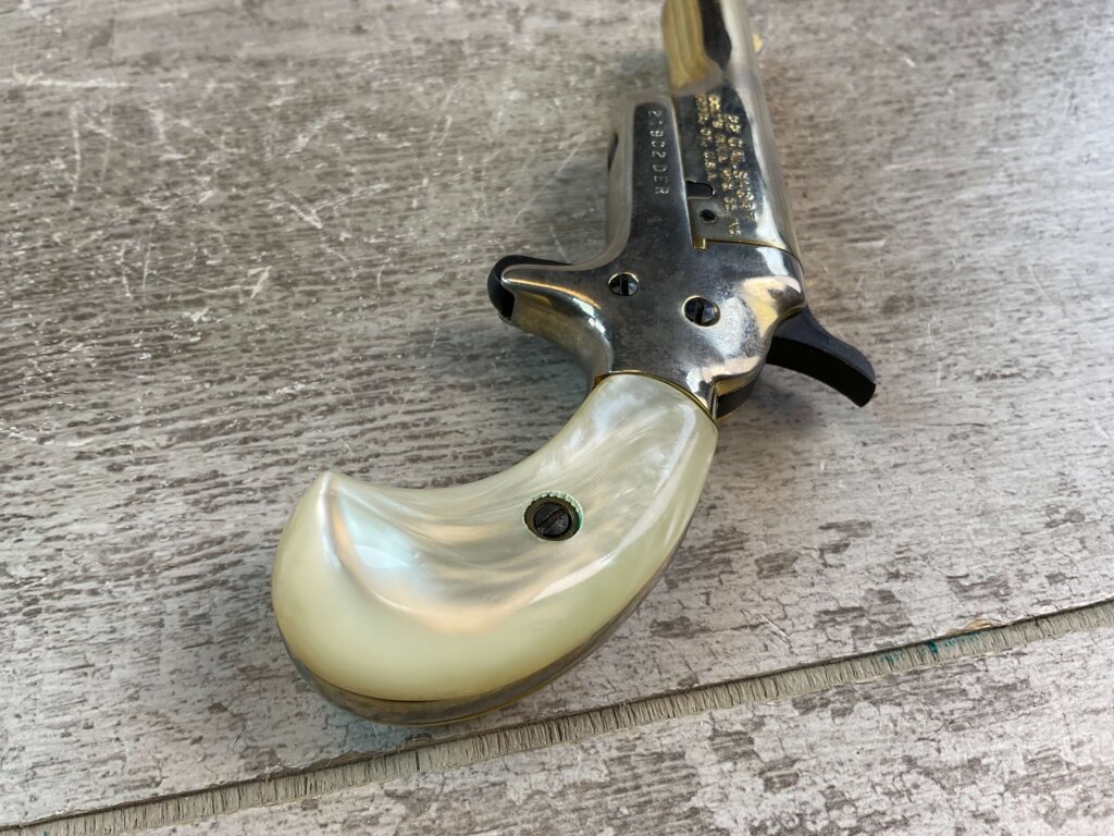 COLT LADY DERINGER .22 SHORT SINGLE SHOT PISTOL, JAMES EARL JONES COLLECTION #5-10916-PF