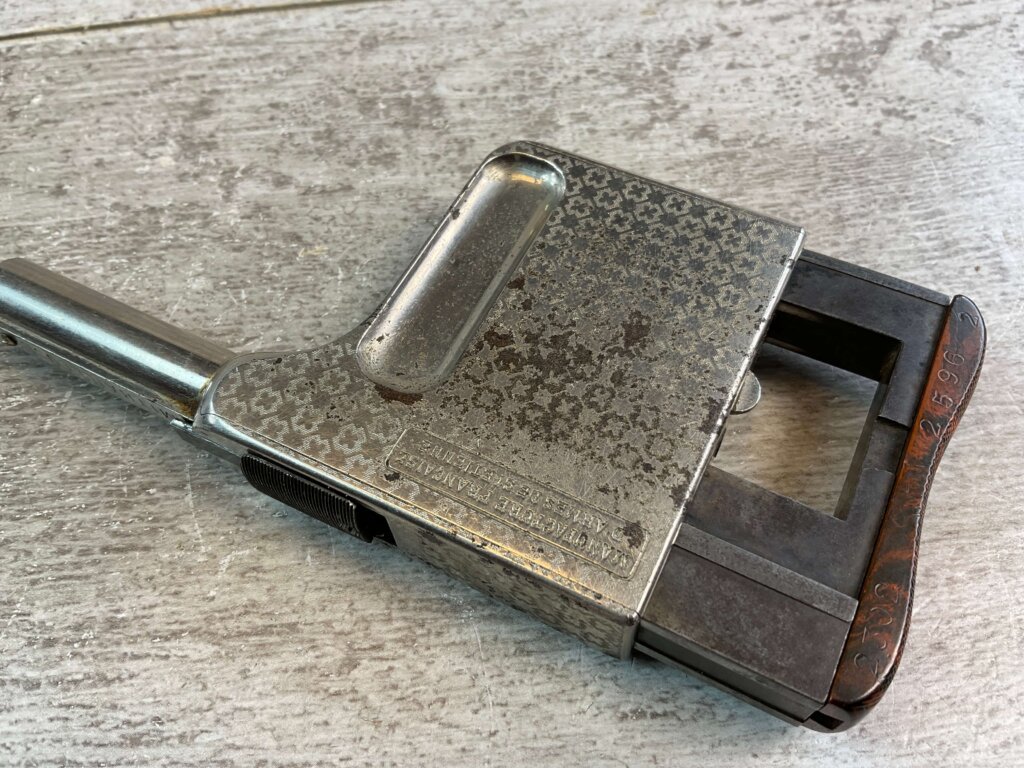 ETCHED FRANÇAISE D’ARMES DE ST. ETIENNE MITRAILLEUSE PALM SQUEEZER PISTOL, JAMES EARL JONES COLLECTION, ANTIQUE #5-10921-PF