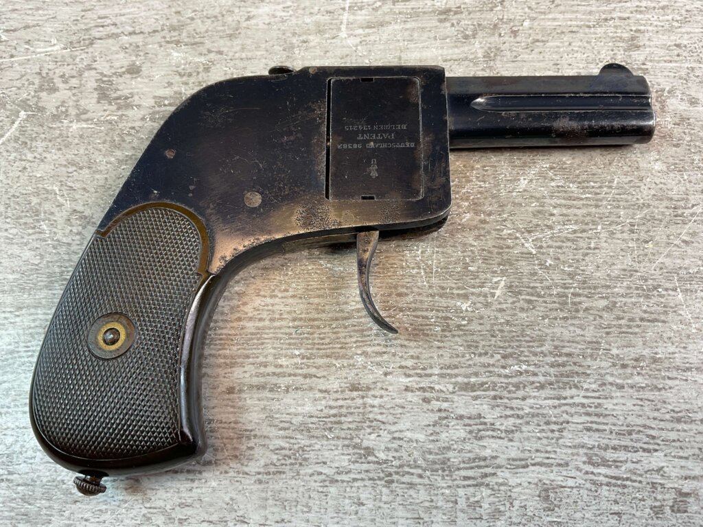 GERMAN BAR PISTOL .25ACP 4 SHOT ROTATING BREECH BLOCK W/FOLDING TRIGGER, JAMES EARL JONES COLLECTION, ANTIQUE #5-10924-PF