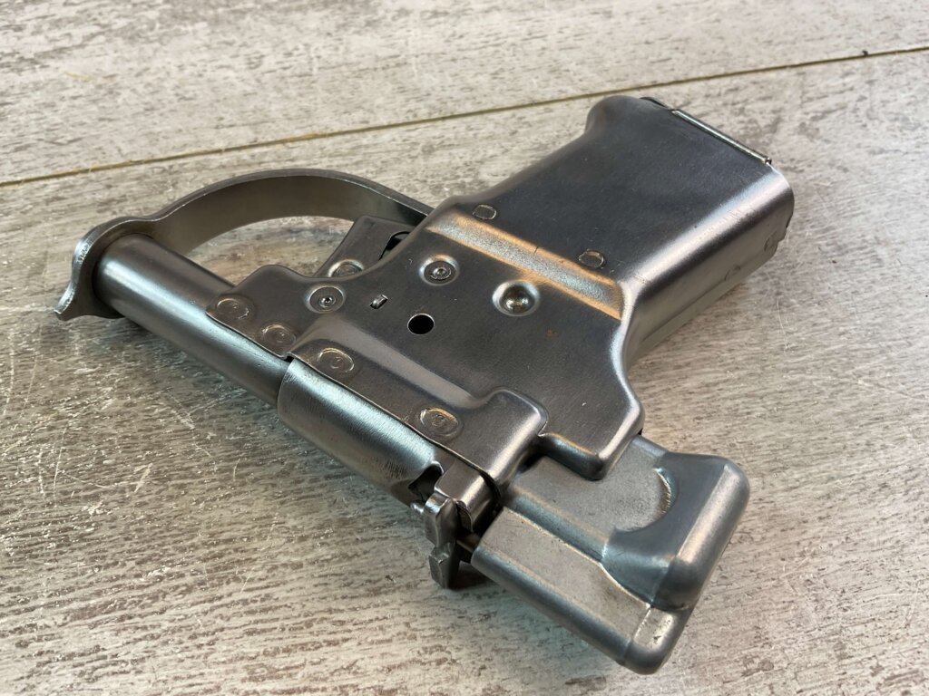 WWII FP-45 LIBERATOR PISTOL REPRODUCTION (MODEL 3), JAMES EARL JONES COLLECTION #5-10925-PF