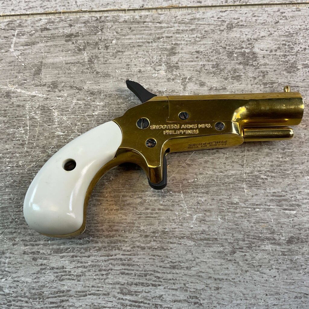 SHOOTERS ARMS .36 CAL BLACK POWDER DERINGER, JAMES EARL JONES COLLECTION, BLACK POWDER #5-10926-PF