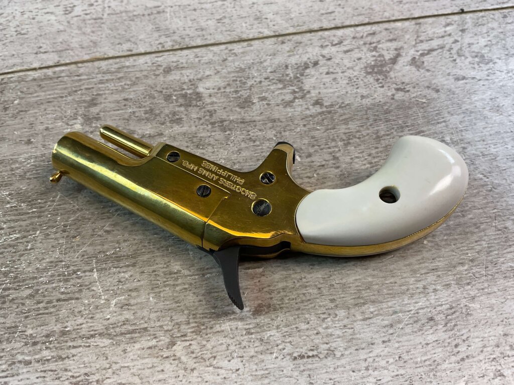 SHOOTERS ARMS .36 CAL BLACK POWDER DERINGER, JAMES EARL JONES COLLECTION, BLACK POWDER #5-10926-PF