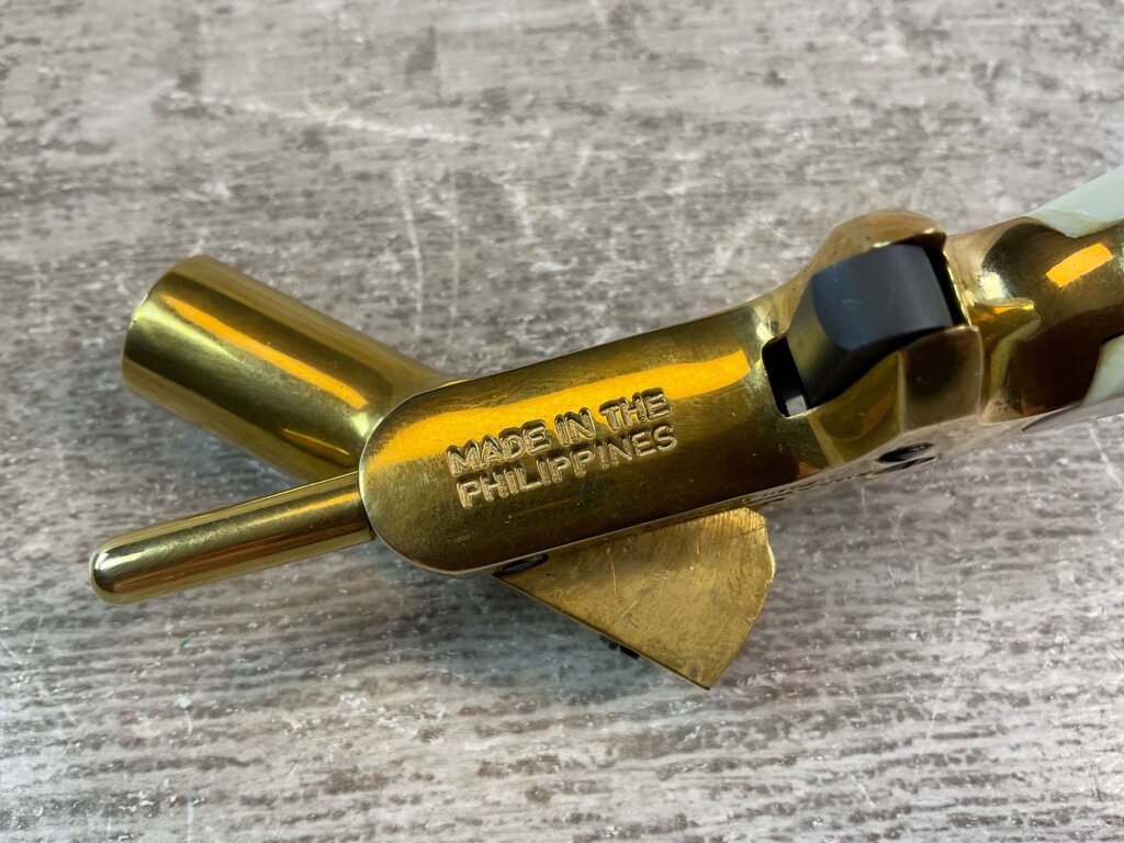 SHOOTERS ARMS .36 CAL BLACK POWDER DERINGER, JAMES EARL JONES COLLECTION, BLACK POWDER #5-10926-PF