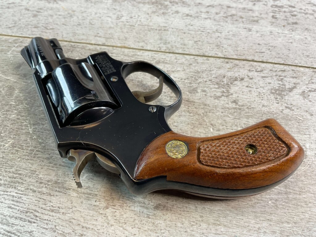 SMITH & WESSON .38S&W DA 32-1 TERRIER MODEL REVOLVER, MINTY IN ORIGINAL BOX #6-02113-PF