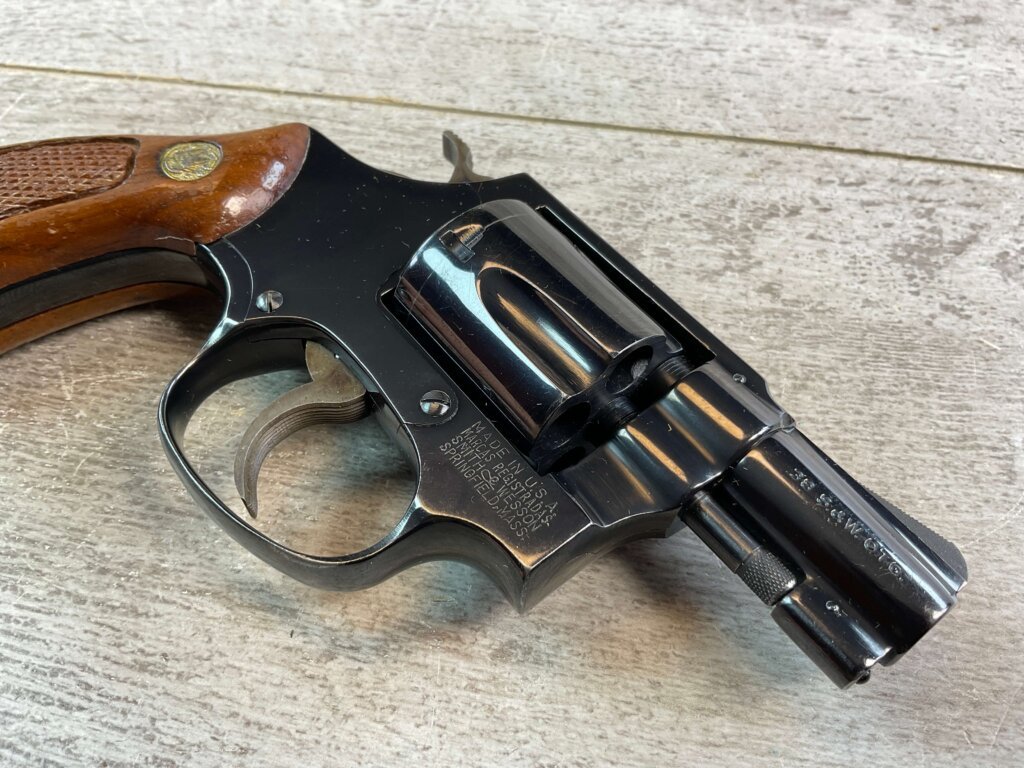 SMITH & WESSON .38S&W DA 32-1 TERRIER MODEL REVOLVER, MINTY IN ORIGINAL BOX #6-02113-PF