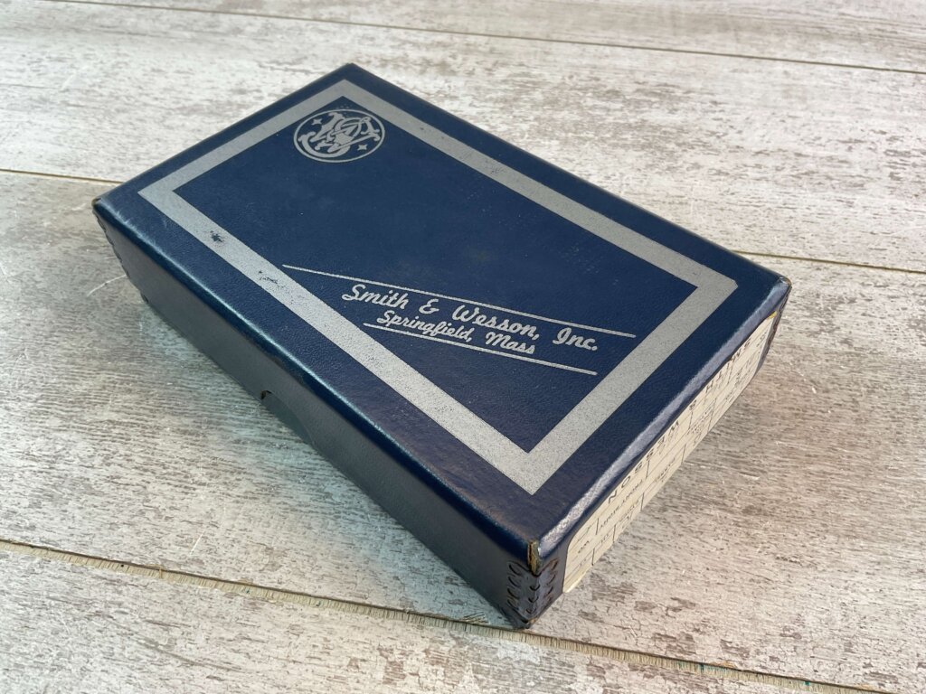 SMITH & WESSON .38S&W DA 32-1 TERRIER MODEL REVOLVER, MINTY IN ORIGINAL BOX #6-02113-PF