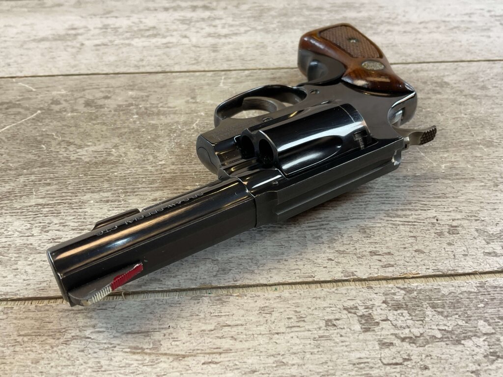 S&W CHIEFS SPECIAL 36-1 .38 SPECIAL REVOLVER, 1976 MFR #6-02117