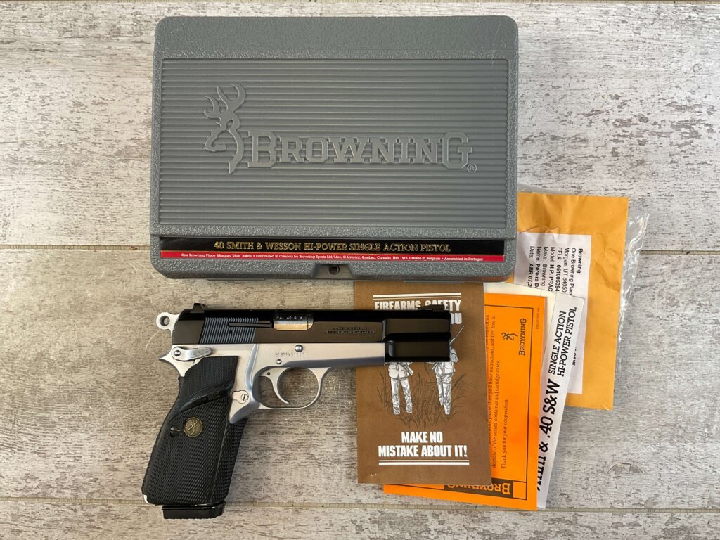BROWNING HI POWER MADE IN BELGIUM .40 CAL SEMI AUTO PISTOL, MINTY #6-02120