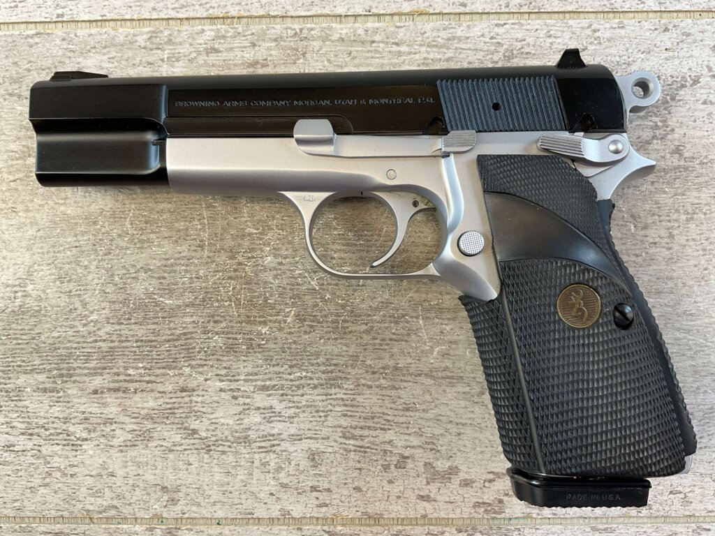 BROWNING HI POWER MADE IN BELGIUM .40 CAL SEMI AUTO PISTOL, MINTY #6-02120