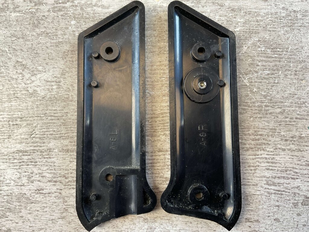 RUGER MK I / EARLY MK II PLASTIC CHECKERED GRIPS #6-02200