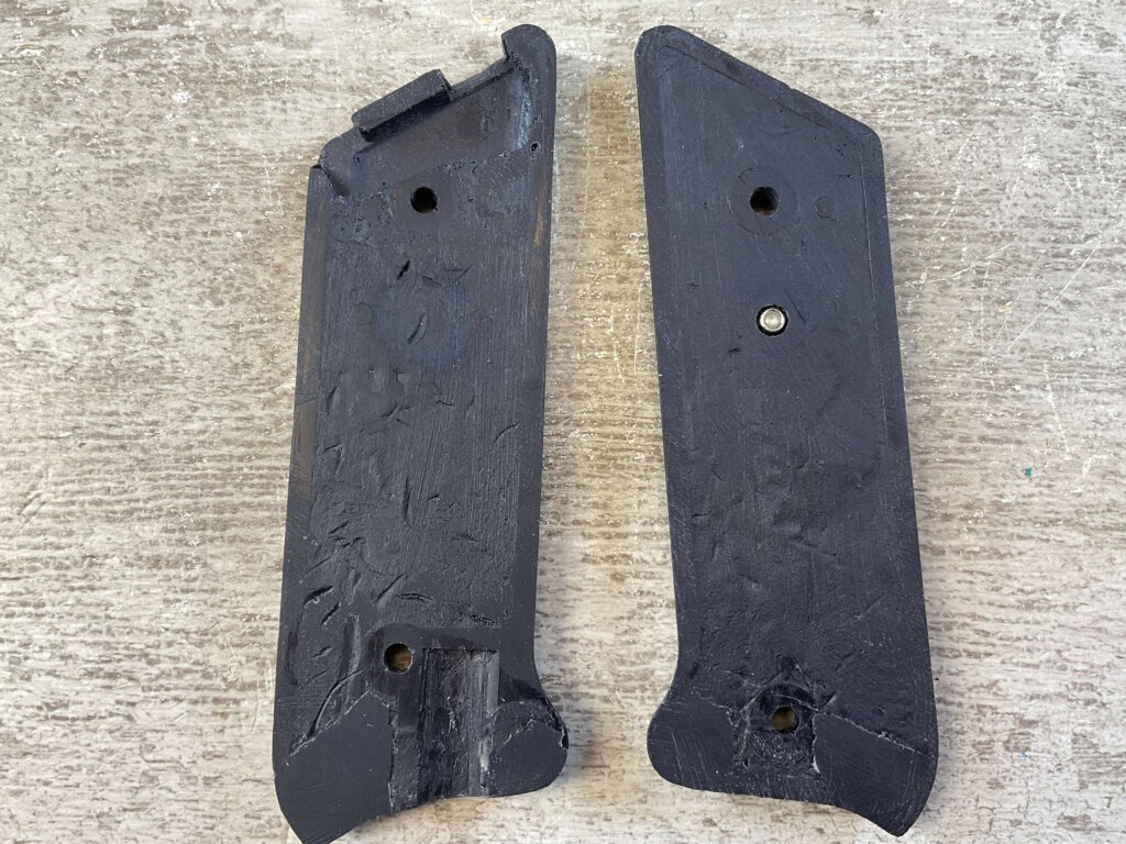 RUGER MK II .22 BLACK PLASTIC CHECKERED GRIPS #6-02202