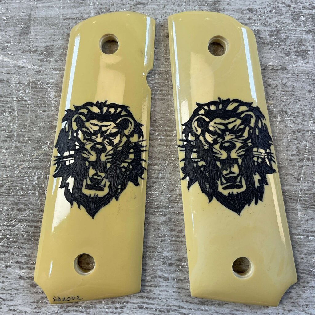 SID RYAN CUSTOM 1911 LION GRIPS, JAMES EARL JONES COLLECTION #5-11623
