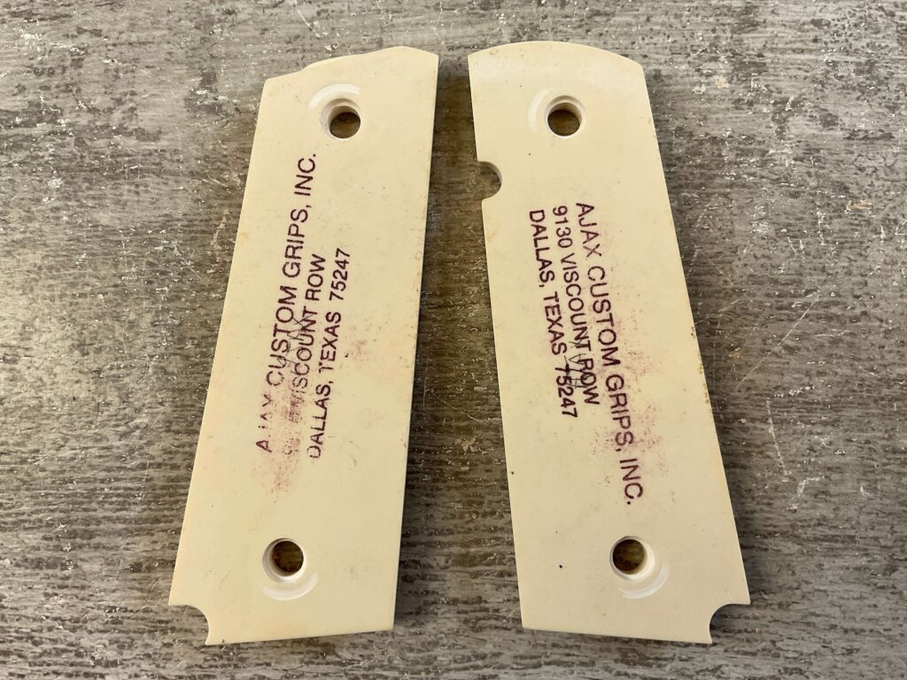 AJAX CUSTOM 1911 U.S. NAVY GRIPS, JAMES EARL JONES COLLECTION #5-11625