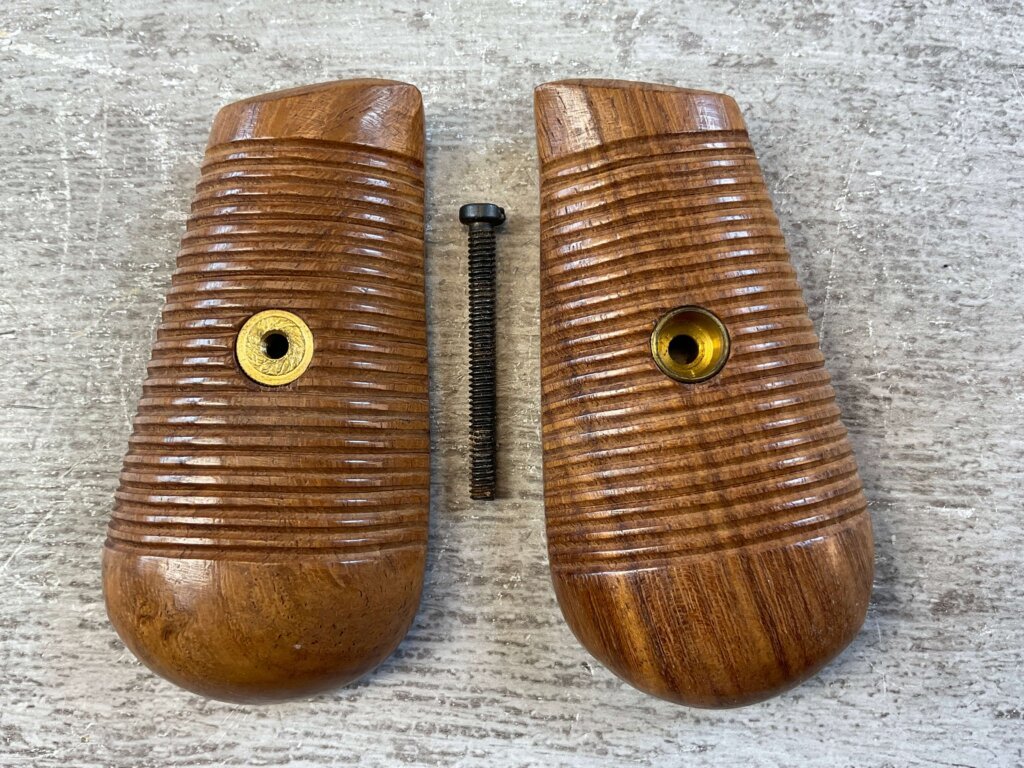 C96 BROOMHANDLE REPRODUCTION WOODEN GRIPS, JAMES EARL JONES COLLECTION #5-11628