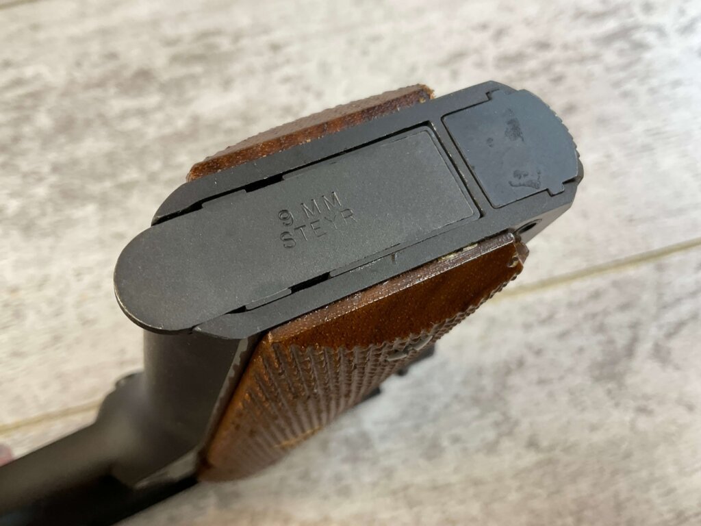 COLT GOVT MODEL 1911A1 9MM STEYR SEMI AUTO PISTOL, JAMES EARL JONES COLLECTION #5-10936