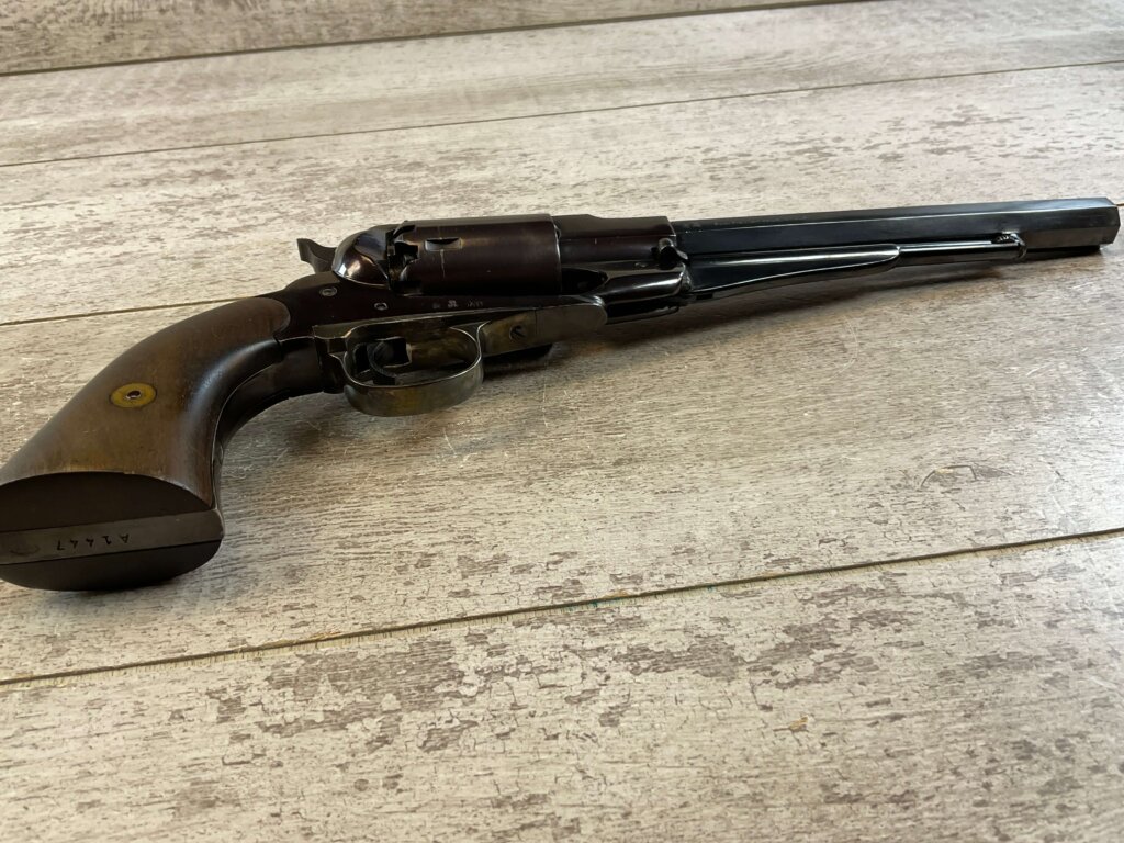 F. LLIPIETTA REMINGTON 1858 BLUED .44 CAL PERCUSSION REVOLVER, JAMES EARL JONES COLLECTION, ANTIQUE #5-10960