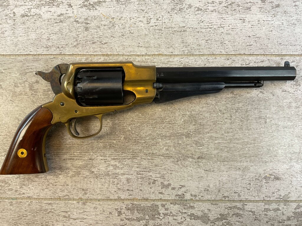 FIE 1858 REMINGTON .44 CAL PERCUSSION REVOLVER, JAMES EARL JONES COLLECTION, ANTIQUE #5-10968