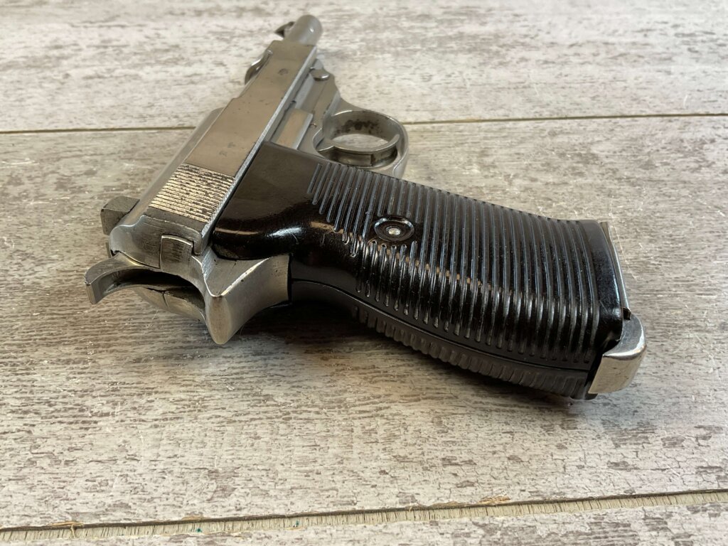 CYQ SPREEWERK P38 9MM SEMI AUTO PISTOL, NICKEL PLATED W/ CASE #6-03001