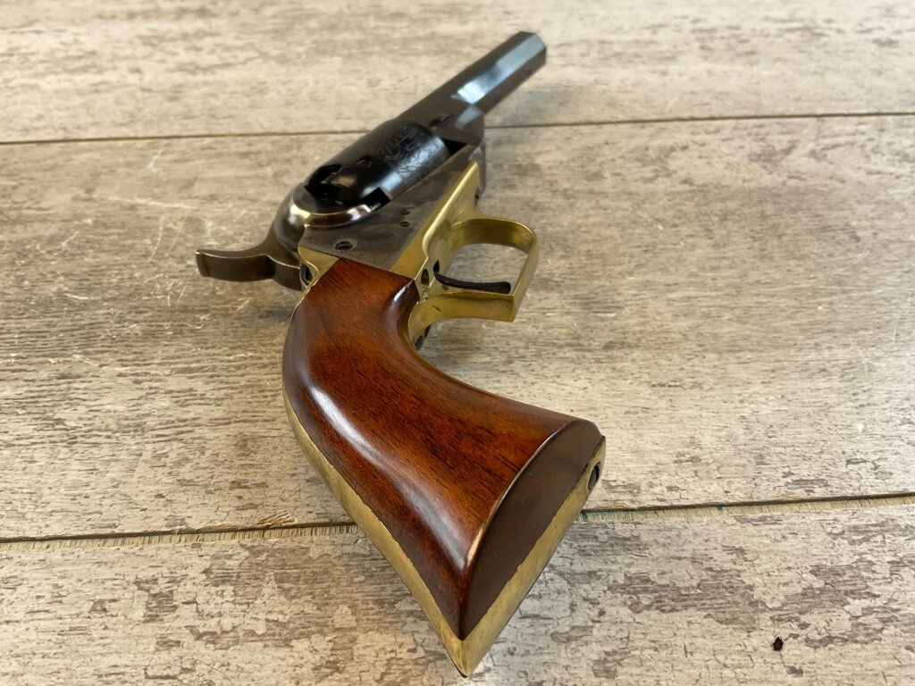 UBERTI 1849 WELLS FARGO .31 CAL PERCUSSION POCKET REVOLVER, JAMES EARL JONES COLLECTION, ANTIQUE / UNFIRED & MINTY #5-10974