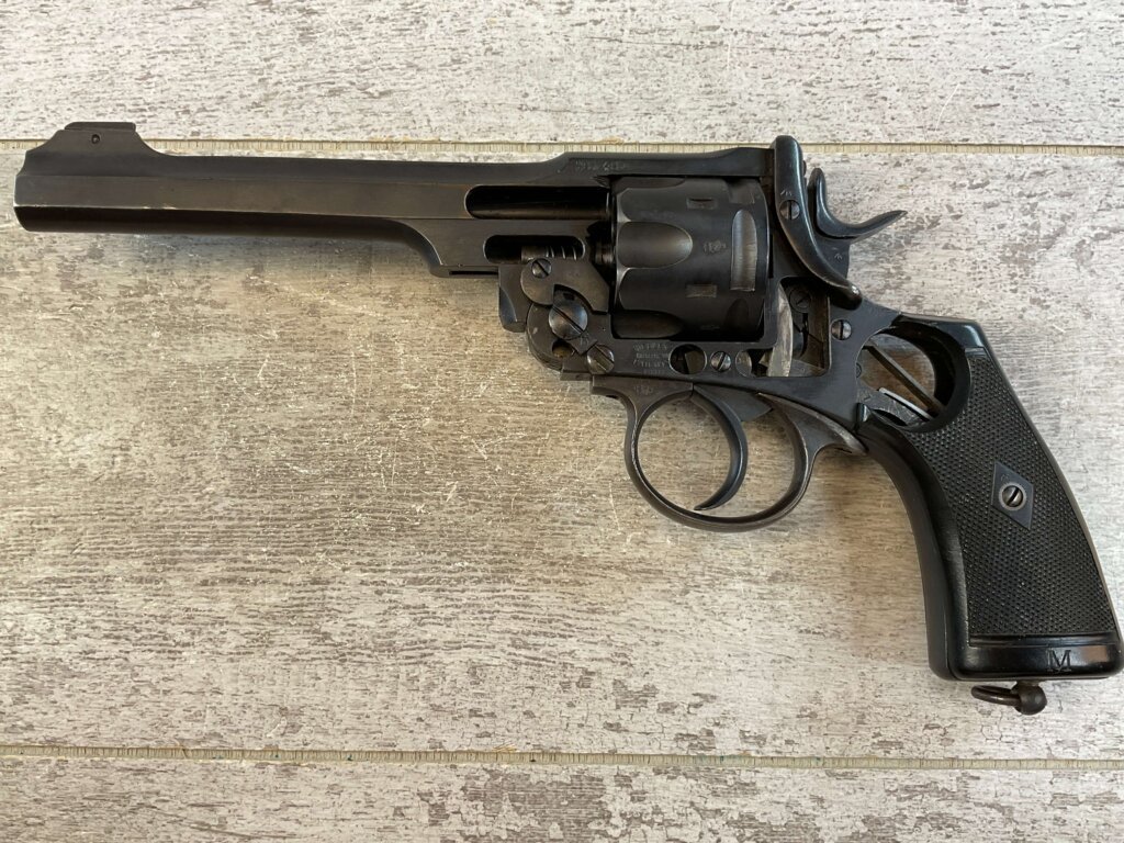 WEBLEY MARK VI .455 CAL FACTORY ARMORERS CUTAWAY REVOLVER, JAMES EARL JONES COLLECTION, RARE & MINTY #5-10977