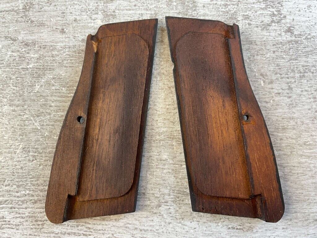 VINTAGE BROWNING P35 HI-POWER DARK WOODEN GRIPS, JAMES EARL JONES COLLECTION #5-11632