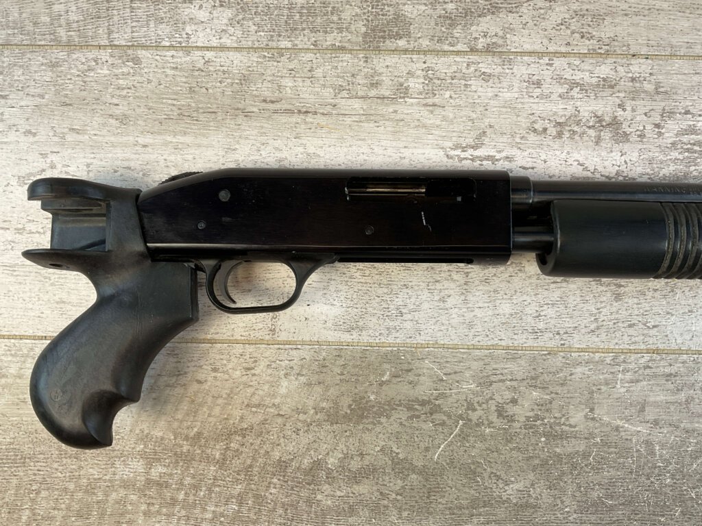 MOSSBERG 500E 3" SHELLS .410 GA. PISTOL GRIP PUMP SHOTGUN, JAMES EARL JONES "FAVORITES" COLLECTION #5-11070