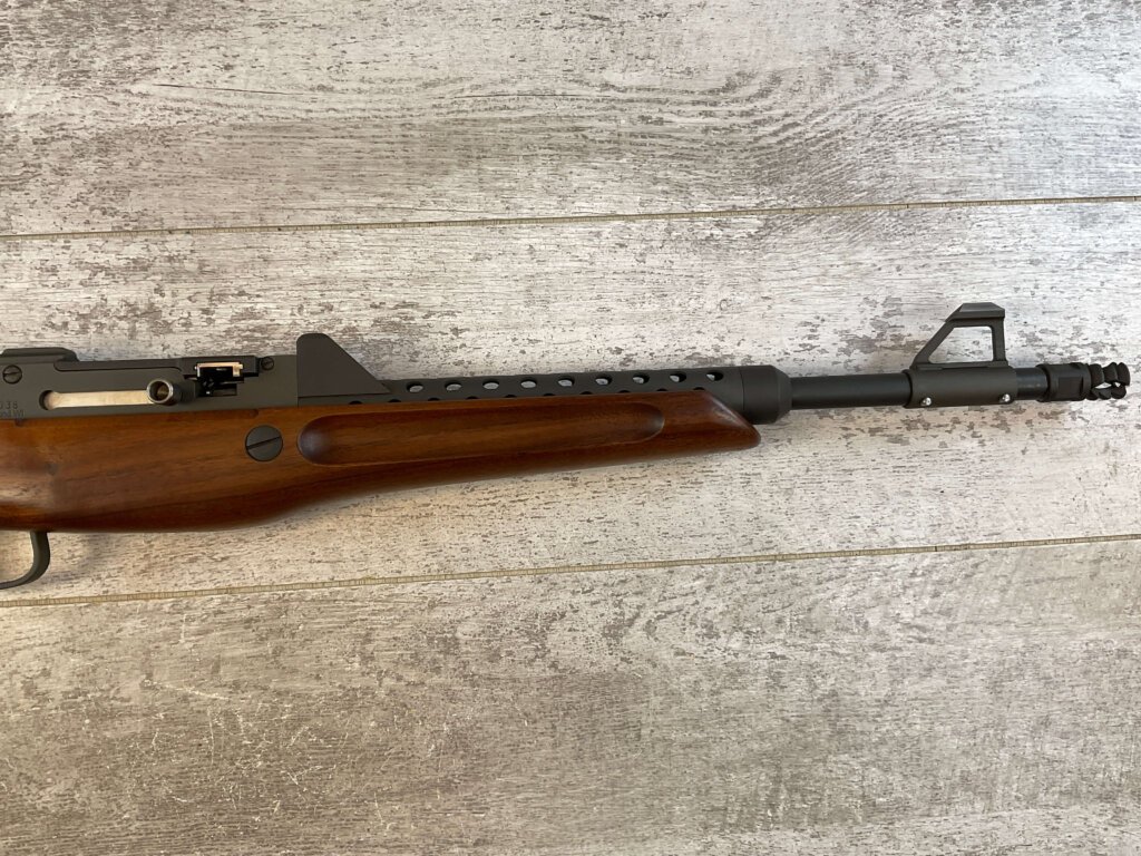 LAKESIDE MACHINE VINDICATOR .22LR BELT FEED SEMI AUTO RIFLE, JAMES EARL JONES "FAVORITES" COLLECTION, VERY RARE #5-11073