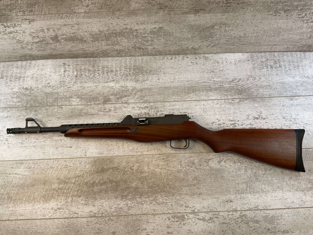 LAKESIDE MACHINE VINDICATOR .22LR BELT FEED SEMI AUTO RIFLE, JAMES EARL JONES "FAVORITES" COLLECTION, VERY RARE #5-11073