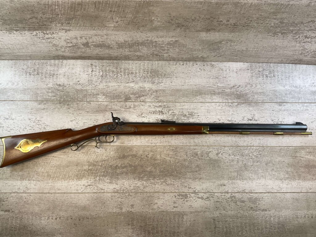 THOMPSON CENTER ARMS .50 CAL HAWKEN 28" HEAVY OCTAGON BBL PERCUSSION RIFLE, JAMES EARL JONES "FAVORITES" COLLECTION, ANTIQUE #5-11076