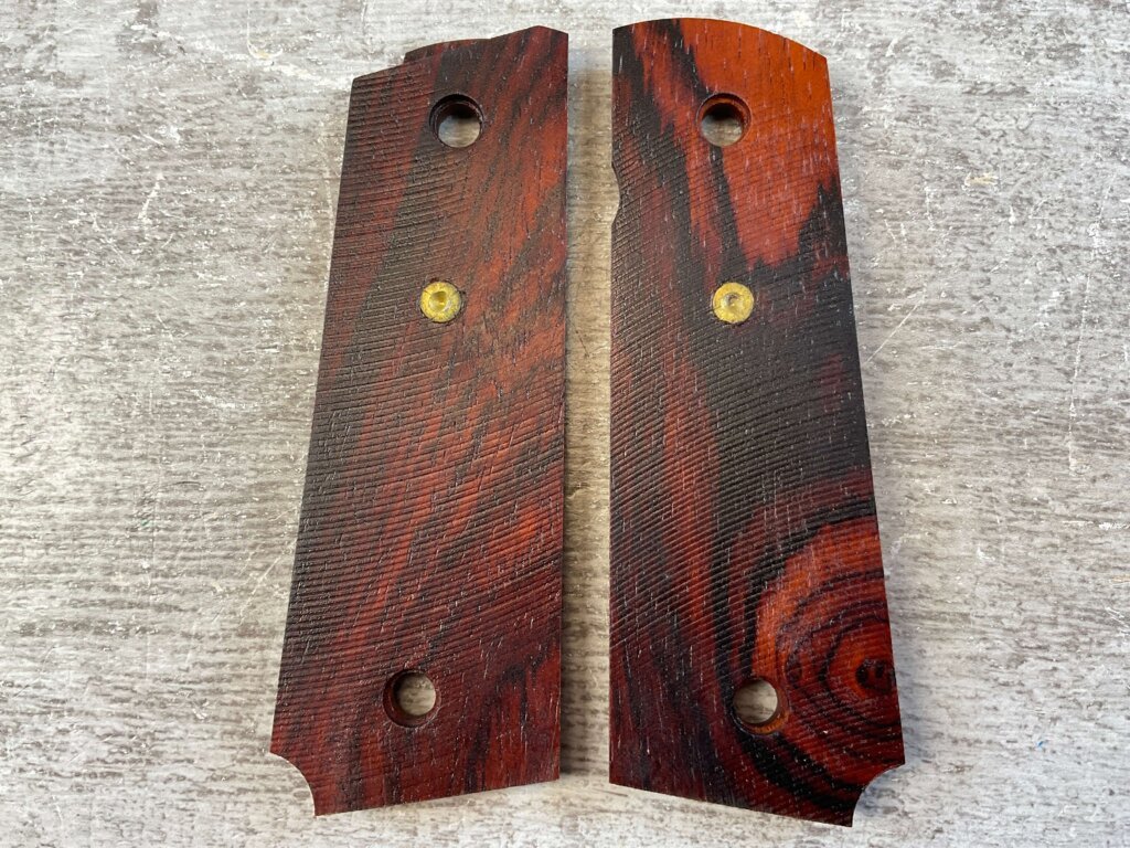 HERRETT EXTRA FANCY COCO BOLO 1911 CUSTOM GRIPS, JAMES EARL JONES COLLECTION #5-11696