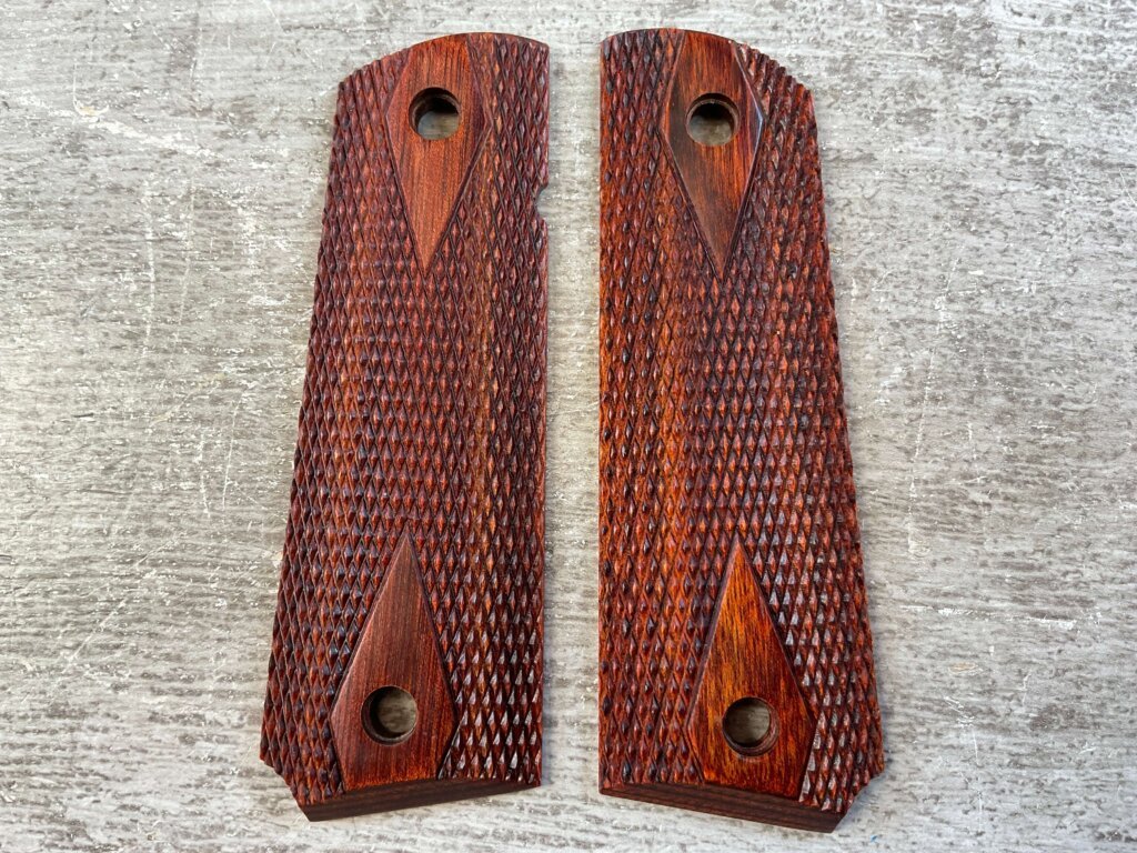 HERRETT 1911 CUSTOM ROSEWOOD GRIPS, JAMES EARL JONES COLLECTION #5-11697