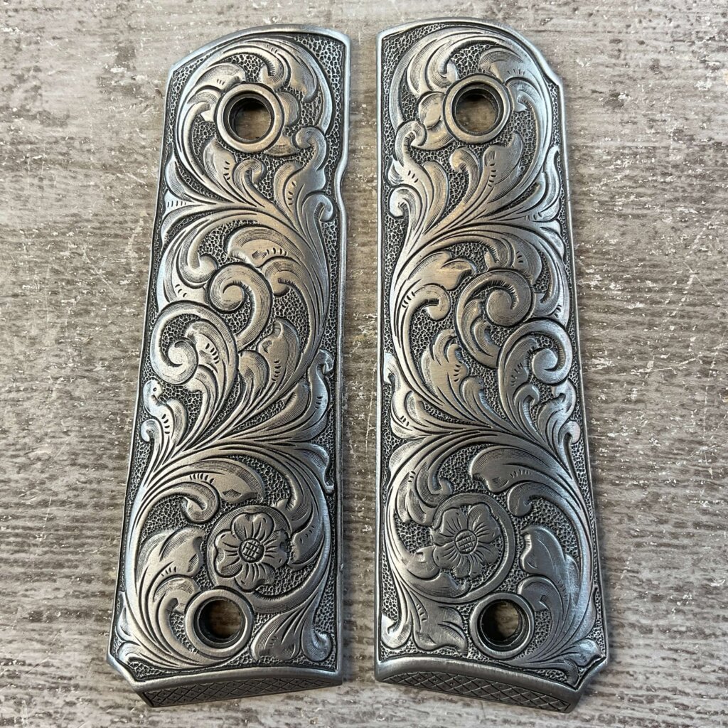 J.ADAMS ENGRAVED FLORAL DESIGN PEWTER VERMONT 1989 GRIPS, JAMES EARL JONES COLLECTION #5-11727