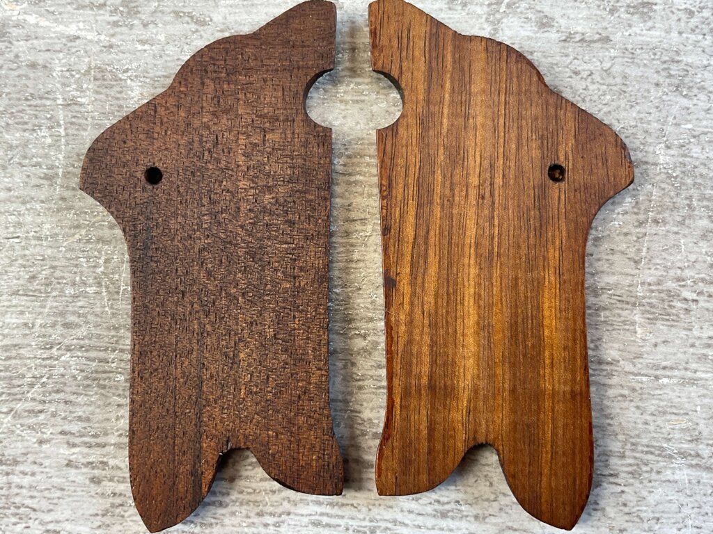 REPRODUCTION BABY LUGER P08 GRIPS, JAMES EARL JONES COLLECTION #5-11730