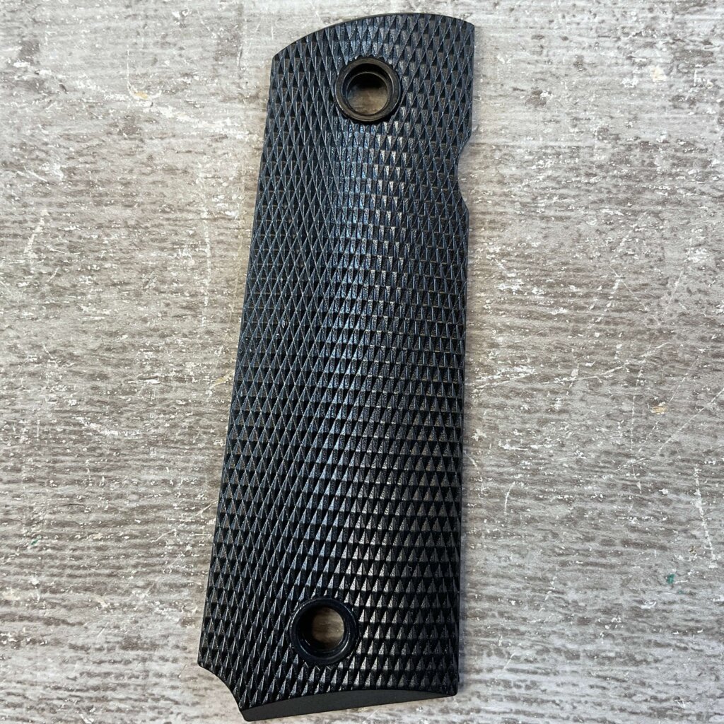 REPRODUCTION 1911 RIGHT HAND ONLY BLACK GRIPS, JAMES EARL JONES COLLECTION #5-11731