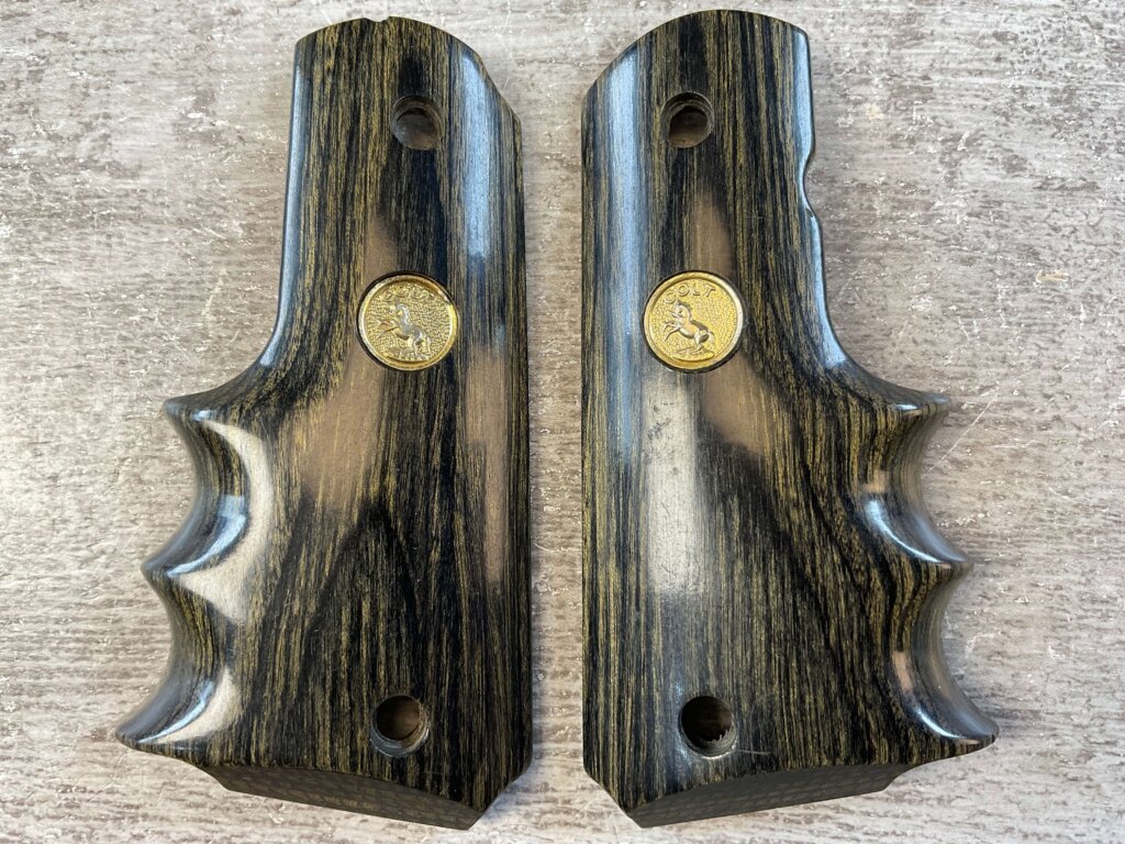 COLT 1911 WOOD WRAP AROUND GRIPS W/ FINGER GROOVES & GOLD COLT MEDALLIONS, JAMES EARL JONES COLLECTION #5-11733