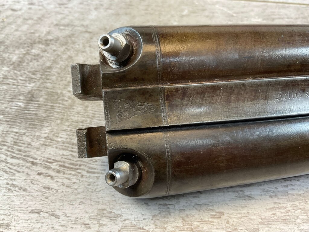 HOLLIS AND SHEATH LONDON 8GA. BLACK POWDER SXS DOUBLE BARREL DAMASCUS SHOTGUN, JAMES EARL JONES "FAVORITES" COLLECTION, ANTIQUE #5-11080