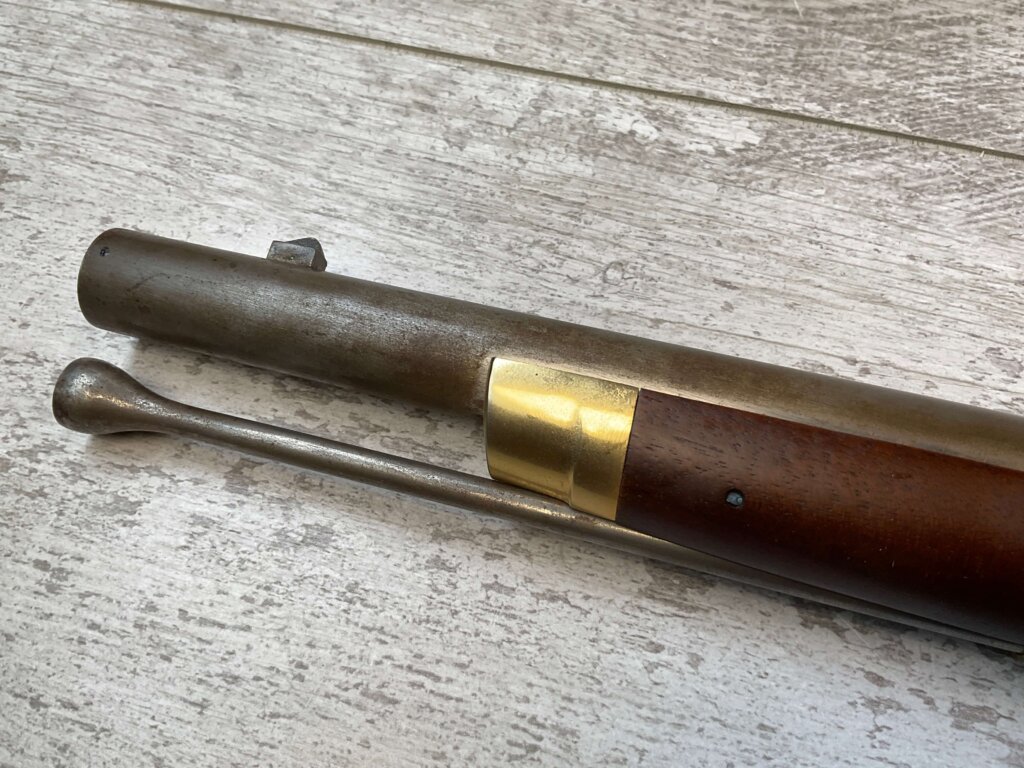 ARMI SPORT CS RICHMOND MODEL 1862 .58 CAL SINGLE SHOT PERCUSSION MUSKET, JAMES EARL JONES "FAVORITES" COLLECTION, ANTIQUE #5-11074