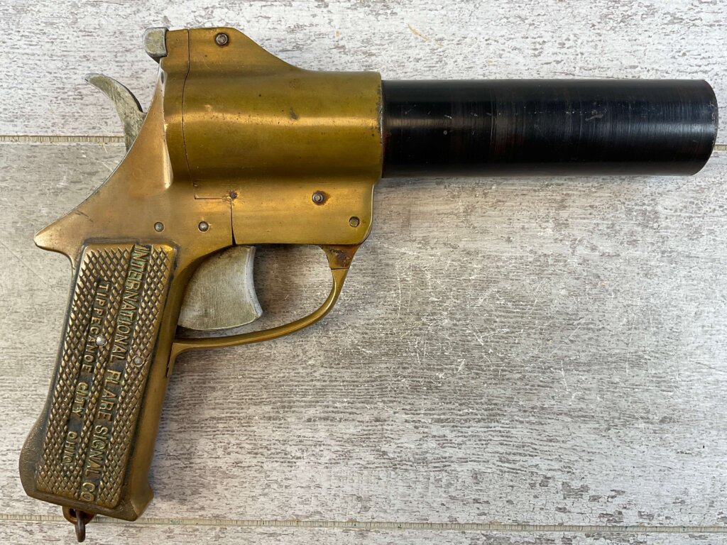 FEDERAL LABORATORIES 37MM RIOT GAS LAUNCHER, JAMES EARL JONES "FAVORITES" COLLECTION #5-11079