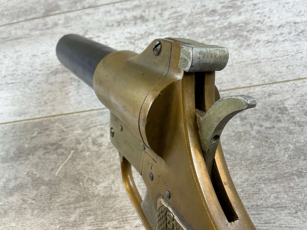 FEDERAL LABORATORIES 37MM RIOT GAS LAUNCHER, JAMES EARL JONES "FAVORITES" COLLECTION #5-11079